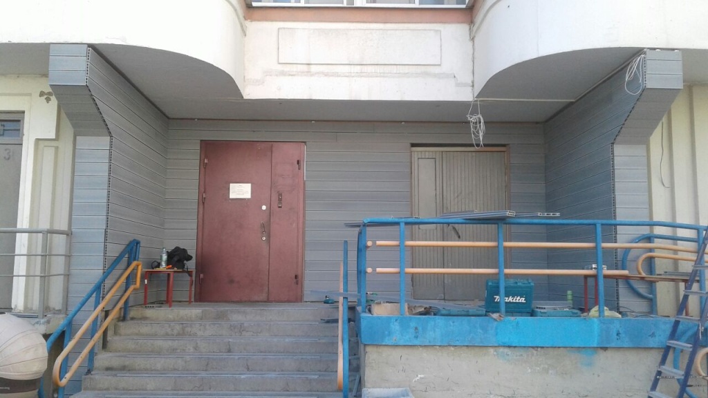 Фасад из террасной доски ПИК комфорт (3).jpeg